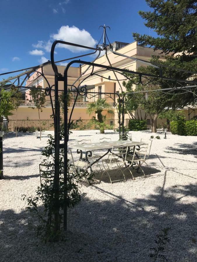 Giardini 82 B&B Gravina in Puglia Exterior photo